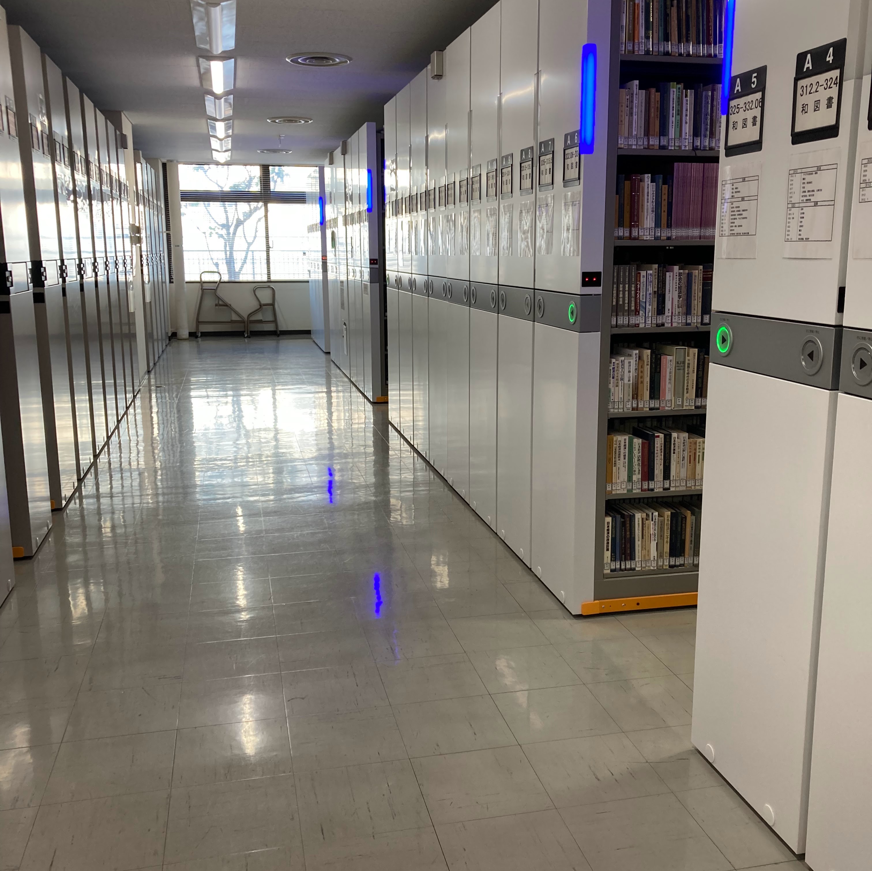 労働図書館3