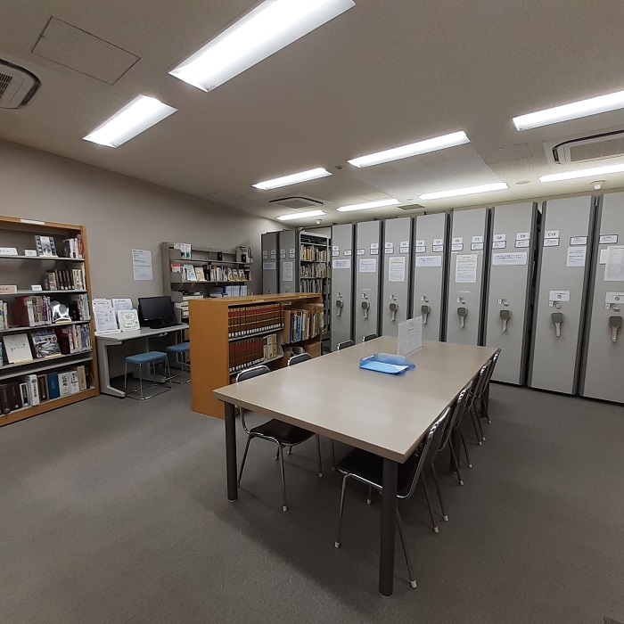 紙の博物館図書室2