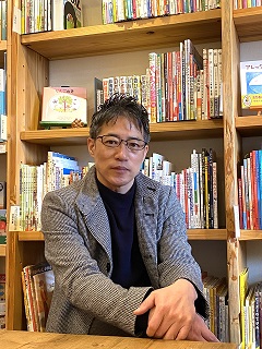 蓮岡修氏