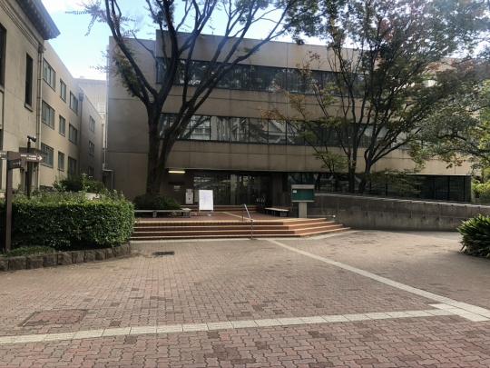 青山学院大学図書館