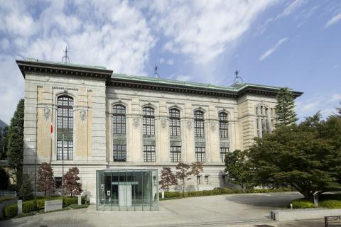 国際子ども図書館の外観