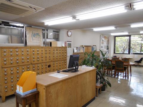 三康図書館ロビー