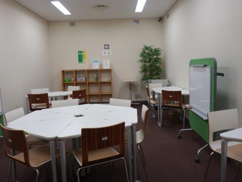 熊谷図書館